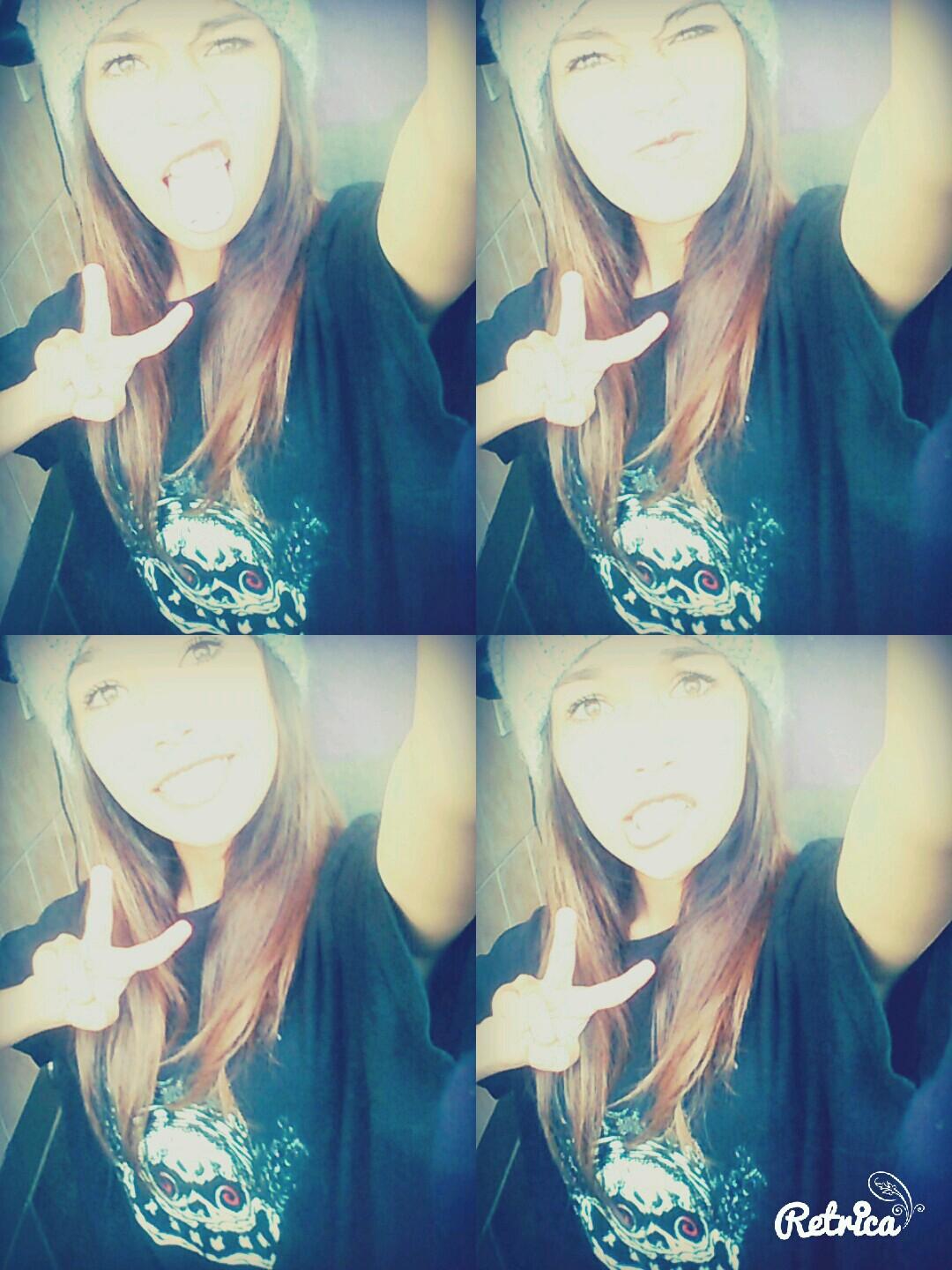 Hi ✌ Soy De Chile ✯ Ems.... I♡Pizza, 1D εїз, 5sos ღ, Green Day*,Nirvana ❃,Etc