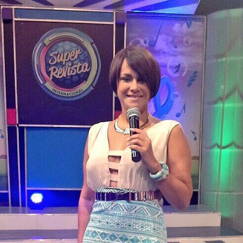 Madre de #MariaValentina, ComunicadoraSocial, Maestra de Ceremonias, mujer humilde y de noble corazon, hija de Dios Cont: 809 967 6973 mendezvicentep@gmail. com