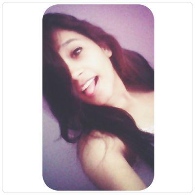 Atirei Pedra Na✞e Virei Jelena Shipper
Belieber & Selenator [♥] amo a Jeeh @_mefuck_
                                        Love Music ♫ ♪