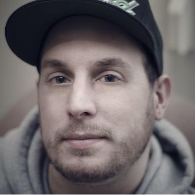 Dutch Photographer / Scandinavia Enthousiast / Amateur Painter / Musician