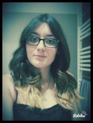 Si un mec te siffle dans la rue ne te retourne pas tu es une femme pas un chien . #N.H ♥♥♥