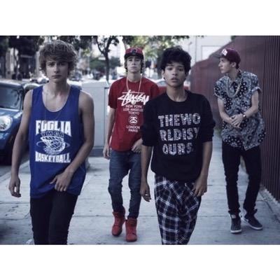 We're just 4 random girls supporting The Fooo Conspiracy.