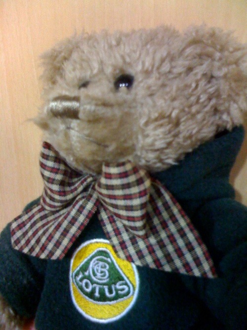 shiki_master's profile picture. 気ままに、いろんなところに突っ込みをいれますが、ごめんなさい。先に謝っておきます。みんな大好きです。勤務時間中のツイートはボットの仕業です