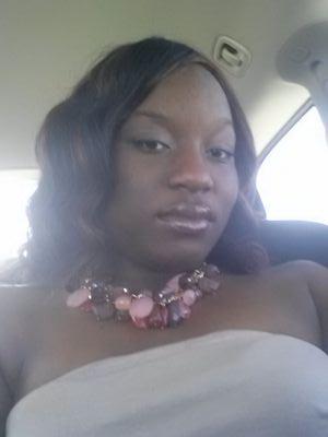 God Fearing Woman
21 years young 
Educated Lady
Family First Nothing Else Matters
Stacking && Tryna Stay Out Tha Way

Get Hip