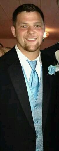 Tyelm23's profile picture. Realize what's real and what's not
who's worth the effort and who's not.