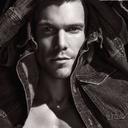 Kevin Mcdaid  - @aguywithiphone - Twitter