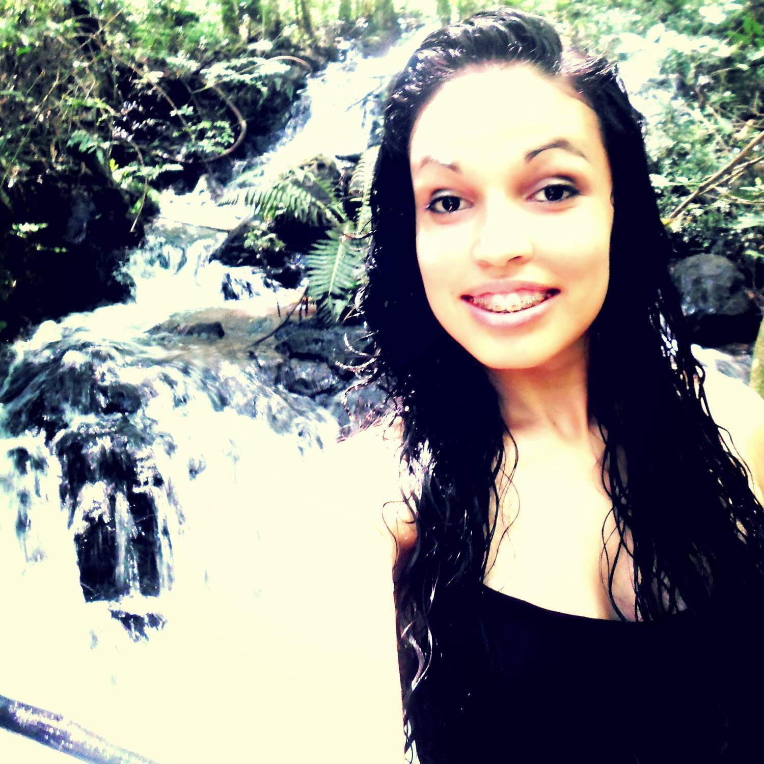 Eu vivo do meu jeito,ninguém nasceu perfeito'♪♪ #Smile ;)