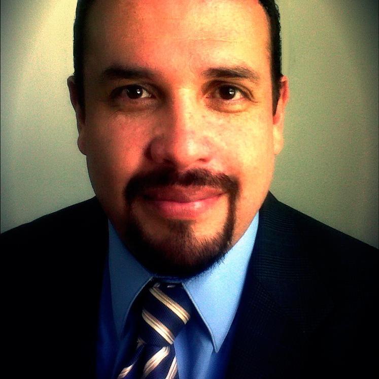 Interesado en varios temas, estudiante de Kabbalah.