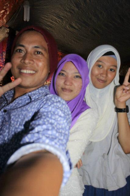 dayangkory's profile picture. Menyukai hal baru, menyukai negara perancis, pengen punya toko buku dan toko bunga, pengen punya cowok romantis :D