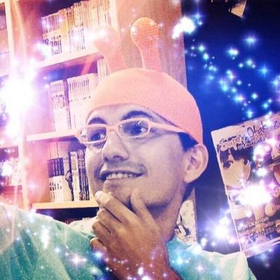 En realidad odio a la gente, hago grandes esfuerzos para que no se me note. Alguien debería tomar las riendas de mi vida. #QueBonitoEsVerArderElMundo