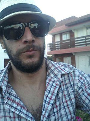 sobreviviente circunstancial en una realidad ambivalente y superficial.....facebbok Marcos Roberto Bares