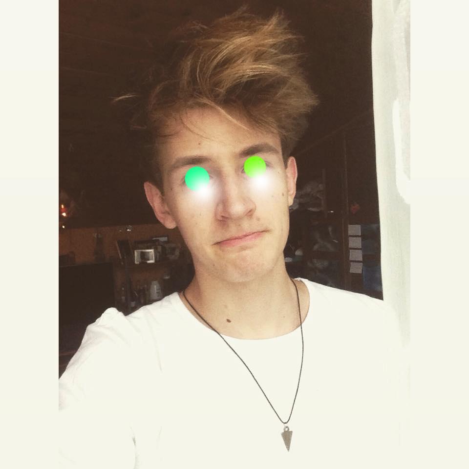 i laugh a lot, and i am a youtuber, and i am 19. and i love beams and cats and lazers and lol. and im the first lithuanian to wow.