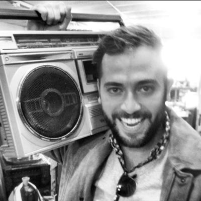 comojosh's profile picture. 