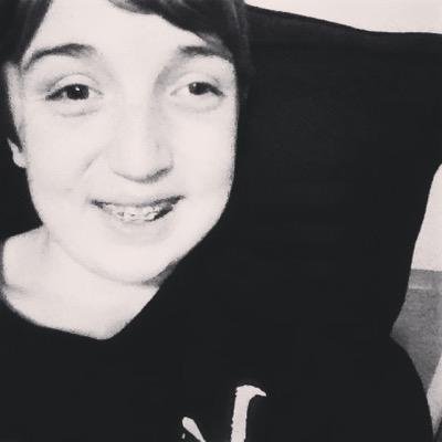 shyra1999's profile picture. 