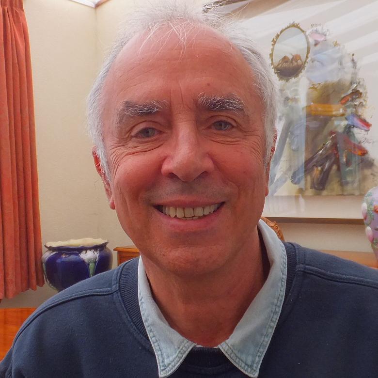 Painter in pastels & oils, mostly Venice & St Ives. Vibrant colourist. Commissions welcome.