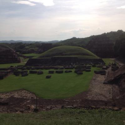 DannielaAndrea1's profile picture. 