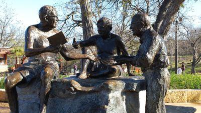 constanttravelr's profile picture. travel, food, philosophy, global citizenship