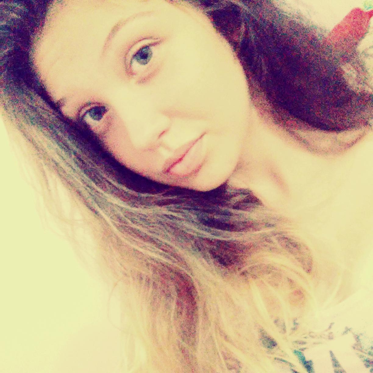 Vezinha ♥ Cabee ♥ Chana ♥ Carolaine ♥ Mandy ♥ Chenii ♥ Jegue ♥ Tida ♥ Suy ♥ Alex