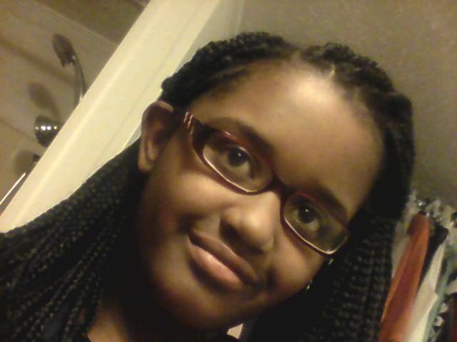 I am a fiestie pretty and bold girl