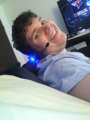 Brian Trogdon age 19 MLG played for 2yrs now I live in Brunswick Ohio play games for the love of it and the fun of it (Xbox GT FaZe Grimly)