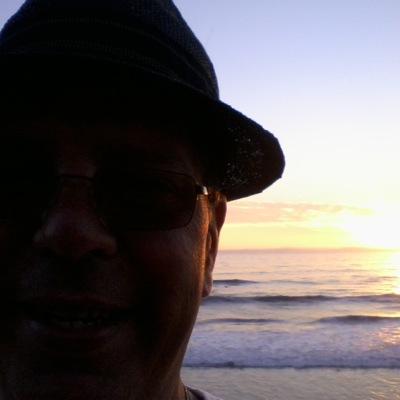 Learn to take it easy. Laugh a lot! I love the simple things in life, my family, inspirational quotes, photography and the ocean!