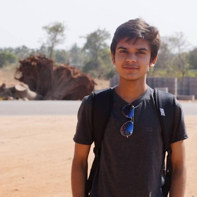 yash_khona's profile picture. 