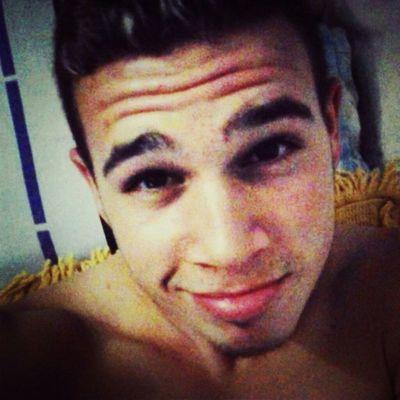 Uma pessoa que não se importa com oque vão dizer a seu respeito.. mas que vive sem ter medo de errar, e ser feliz.