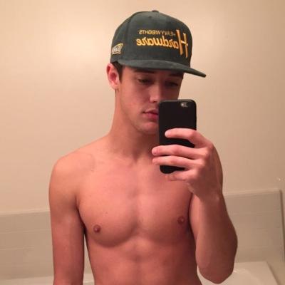 go follow @mendesaylove bc she does dms to 11/12 everyday. turn on her notifications or u will miss it