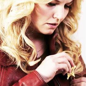 Names Emma, I'm your newest resident to Storybrooke and your new Sheriff. I don't like talking about myself, so stop reading. [#ONCERP21+ AU|MC|SC|Season 1]