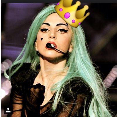 I'm goddess. I'm queen! I'm Lady Pop Star ✨✨