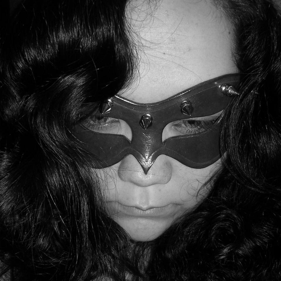 #twitterafterdark Account of a kinkster with many fetishes- from furry to bondage and all the inbetweens. Definitely NSFW