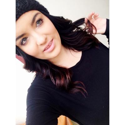 Vlog Channel:
http://t.co/JK22DhX7