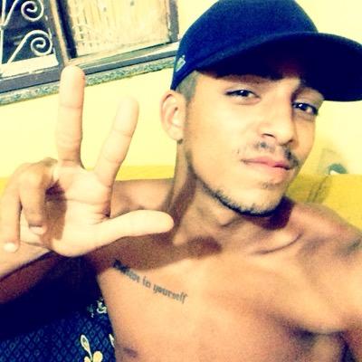 Solteiro,18 anos ,Rio de Janeiro ! Funk acima de tudo ,abaixo de Deus!

Mc da firma : @orionproduçoesrj

Contato: 021 9 7690-0062 ! 

Música nova : Vai dança