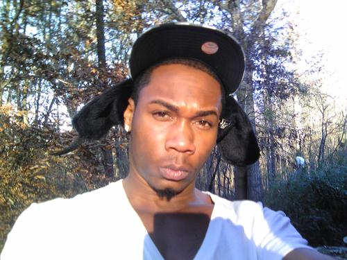 FUTURISTICKANE's profile picture. 100