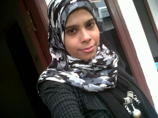 I AM SINGEL,SIMPEL,AND CONFORTABEL