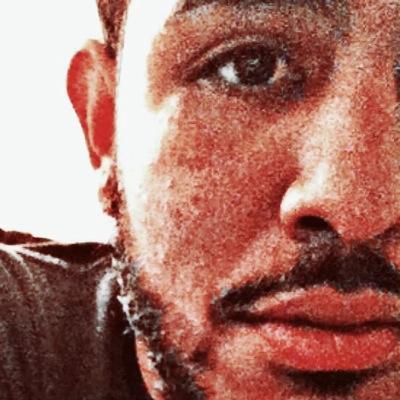 Artist/Producer/CEO/Founder of Flawless Legendz™ Bookings/Collabos email teamflemanagement@gmail.com or http://t.co/dmaCs43IGO to preview some tracks