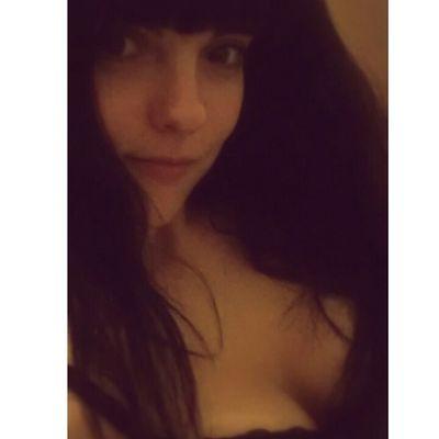 Vale_Raven's profile picture. ♡☆♡☆♡