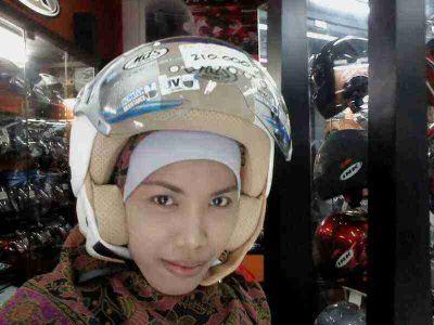 lucysukiyati's profile picture. 