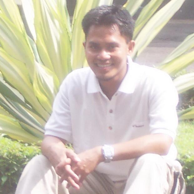 usf4z4r4's profile picture. 