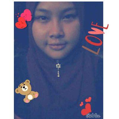 nanafareena1's profile picture. 