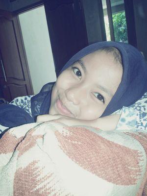 neng_tiatun's profile picture. 