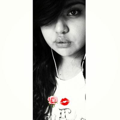 {02B09V14} Oldies  Diamond  Kisses