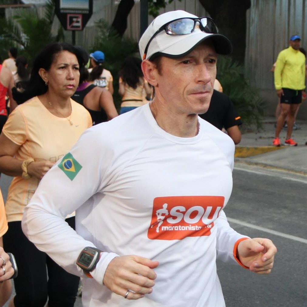 Biologo-Tecnologo de alimentos estudante do Fisiología do exercicio Ultramaratonista-Coach. Os melhores planos de treinamento online