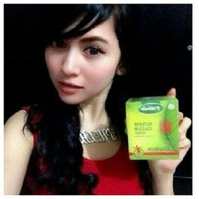anda ingin lebih tinggi 3-15cm dalam 1 bulan atau turun berat badan 3-5Kg dalam 2 minggu,atau mau punya kulit putih ?? invite ajah pin:29E93D30/089637237123