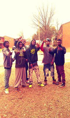 SbmgGa's profile picture. I'm from Augusta Georgia been shot 2times check my back ground SBMG My team real street niggas real trap niggas we living wat we rap ain't no way around ##2300