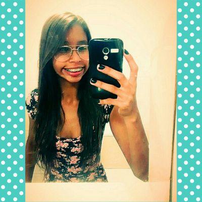 Uma menina doce como Limão , e calma como um furacão