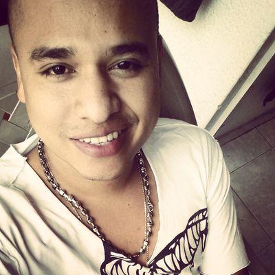 jhazafborja's profile picture. 