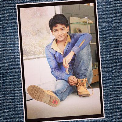 #PistolShooter
#livefreely
#keepSmiling
#LoveCricket

Welcome everyone with open heart ❤️💓