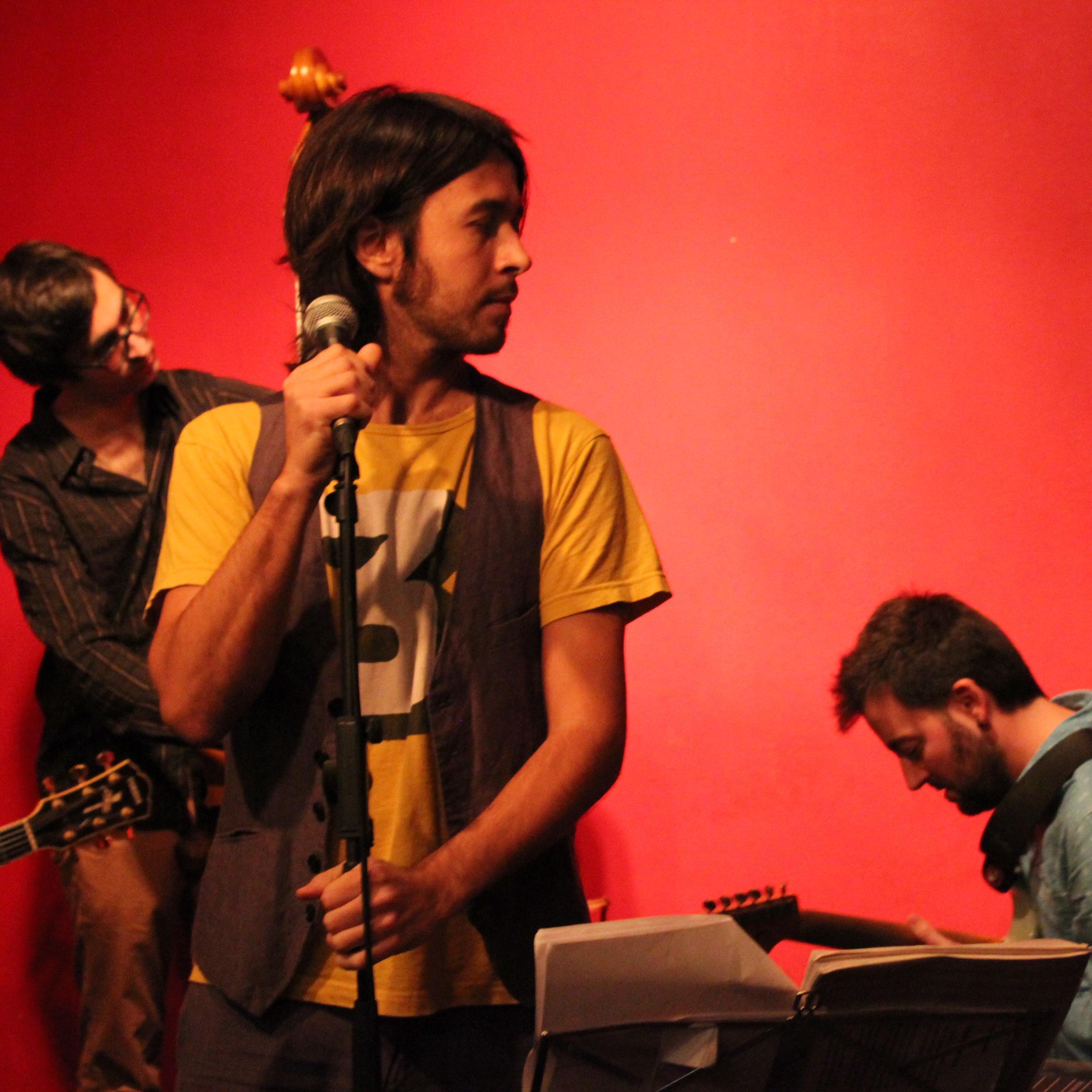 RecitalsDom's profile picture. Música i poesia a domicili i a tot arreu. 
https://t.co/ikMlq5UqpD
