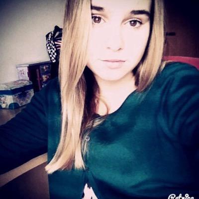 Hi! My name is Mia.I love fun and Ballet.I go to handball practise too.I am a sports type. Hah